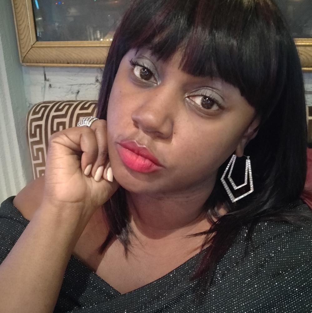 Meet your Posher, Jasmine